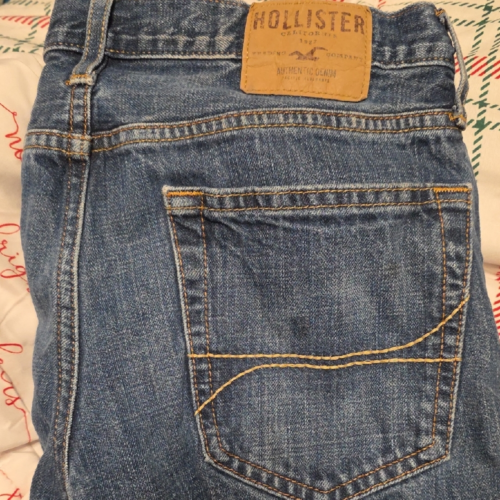 Hollister Men's Denim Jeans with Tan Stitching